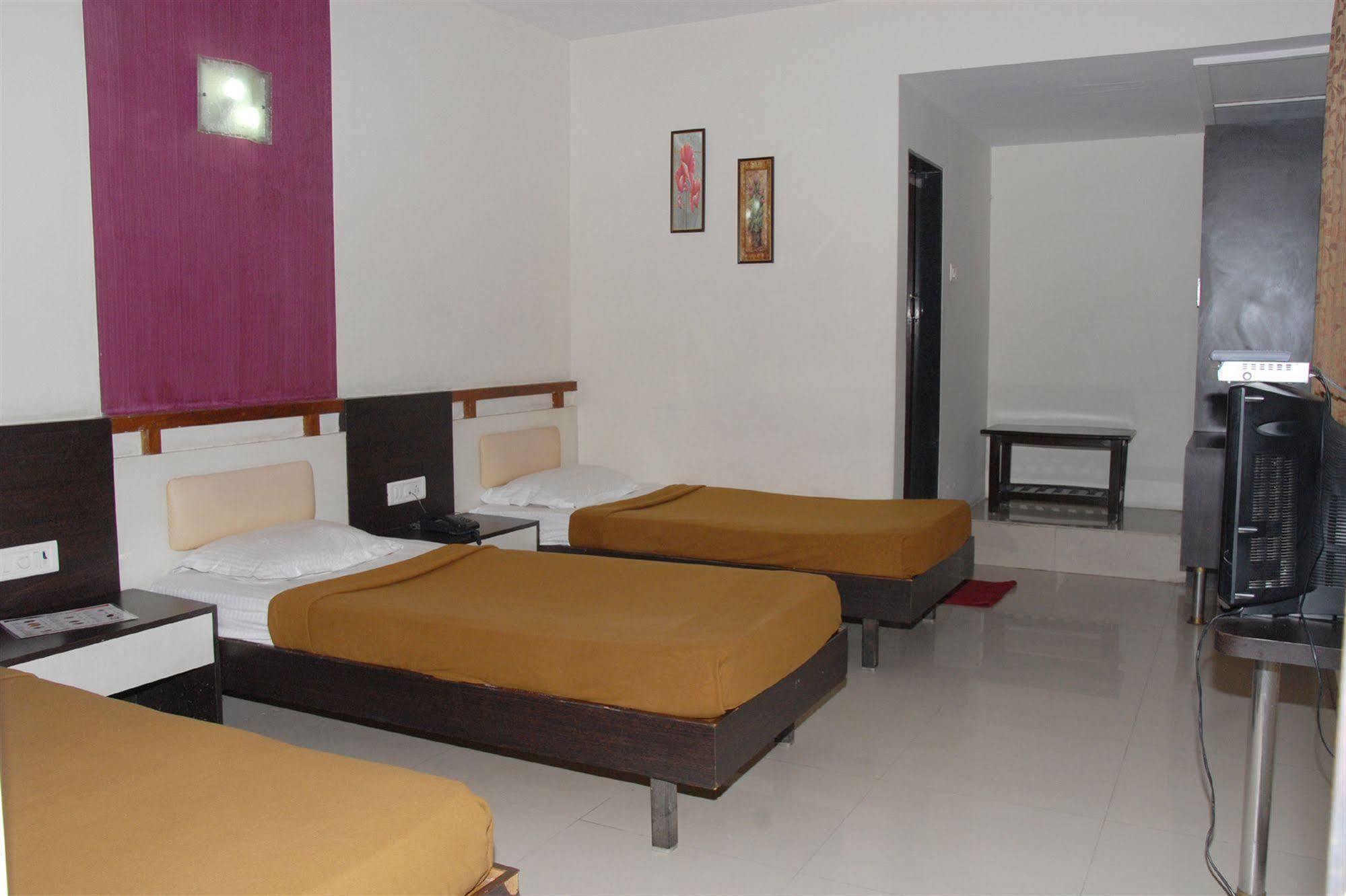 Hotel Enzo International Bangalore Exterior foto